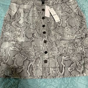 White House Black Market Snake Print Boot Skirt NWT